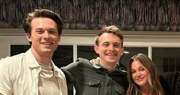 OLIVIA HOLT, ERIC NENNINGER, DYLAN RILEY SNYDER – Celeb Secrets